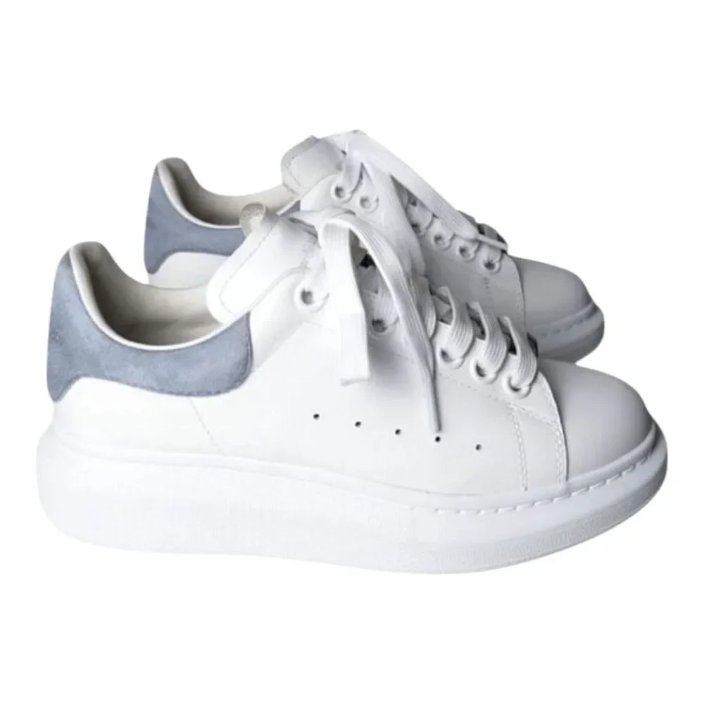 Alexander McQueen excellent womens
